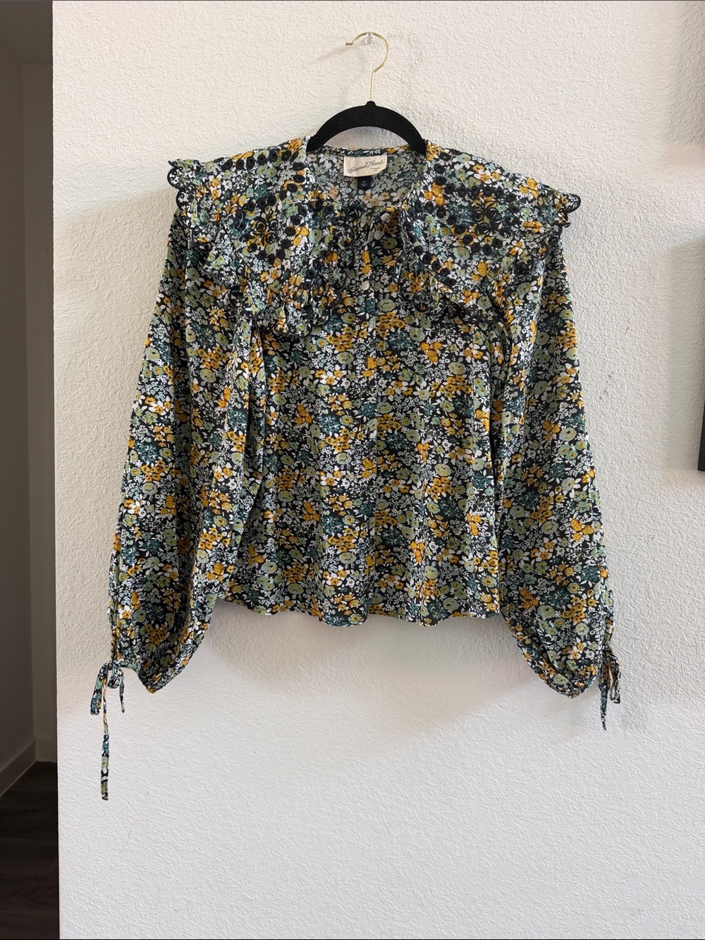 Universal Thread Rebecca Taylor Green and Yellow Ruffled Bib Collar Blouse Sz XS